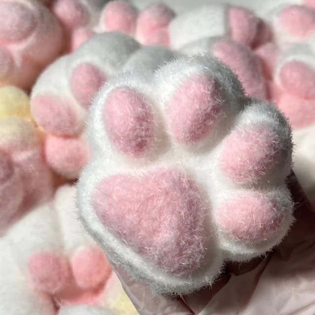 Cat's Paw Series detail 4