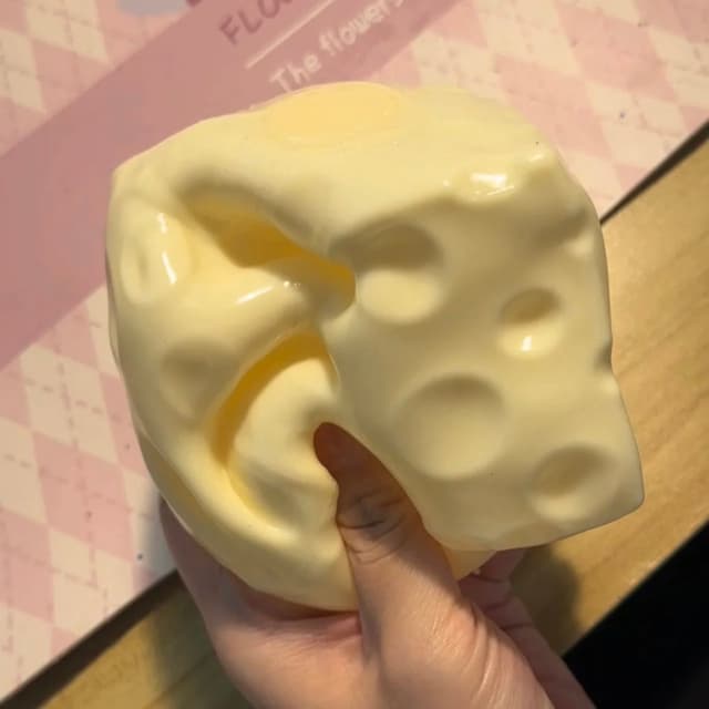Large Cheese Vaseline Series detail 3