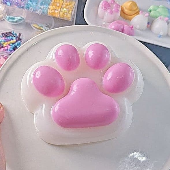 Large Cat Paw Series detail 4