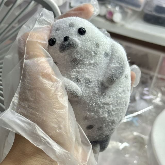 Baby Seal Series — 2pcs White & Grey